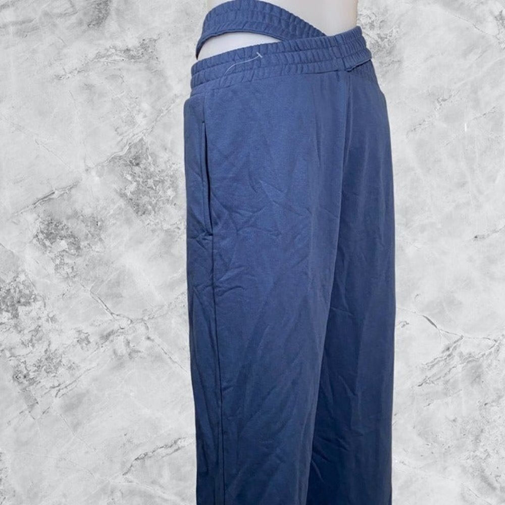 Superdown Elise Jogger Pant - Navy - Picture 6 of 10